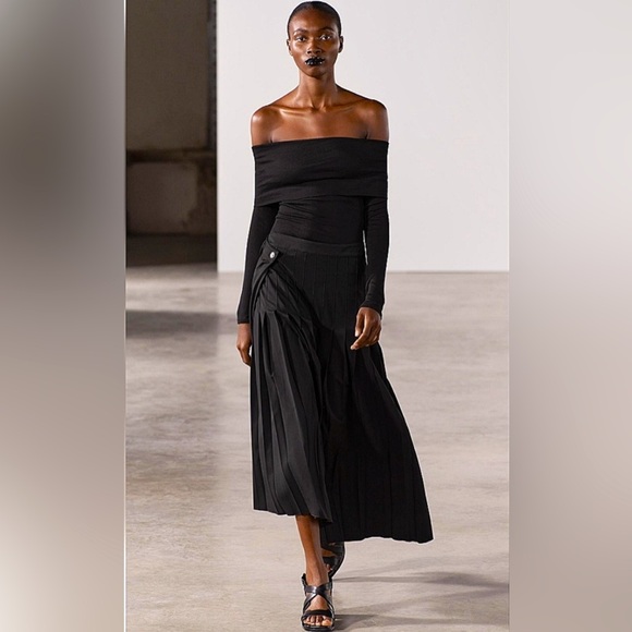 ZARA BLACK ASYMMETRICAL PLEATED MIDI SKIRT SIZE LARGE NWT! - Picture 2 of 7